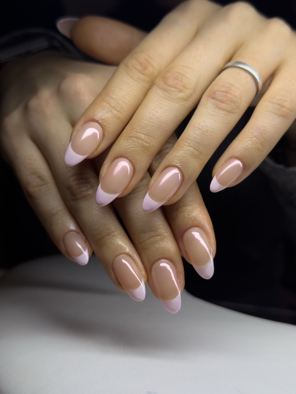 Detalle del puesto de uñas de CH Beauty Studio